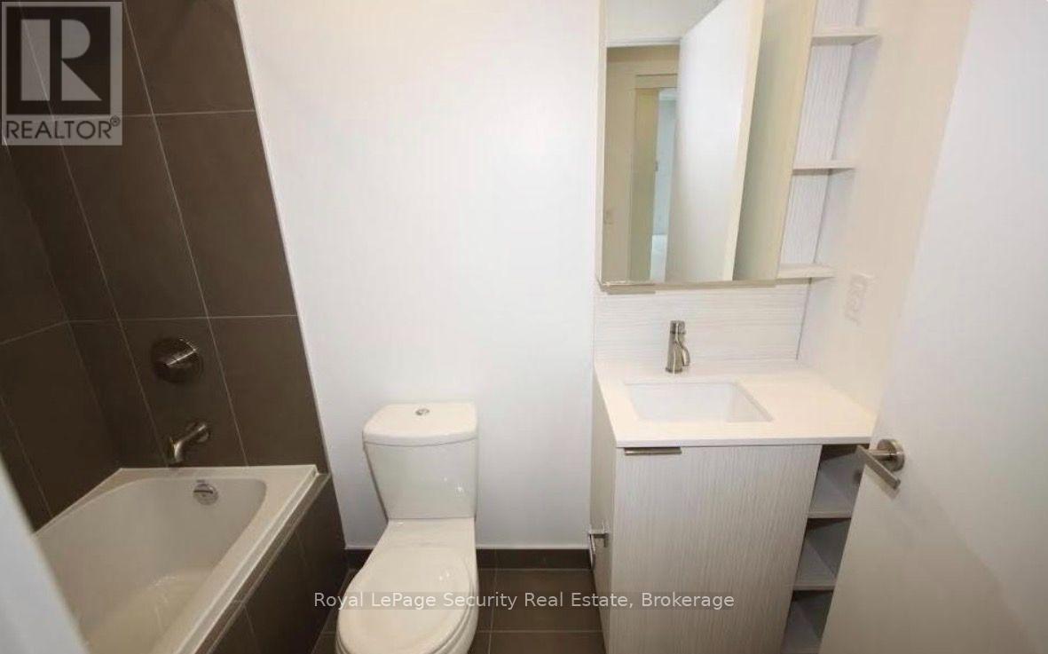 1405 - 170 Sumach Street, Toronto, Ontario  M5A 3K2 - Photo 9 - C13682644