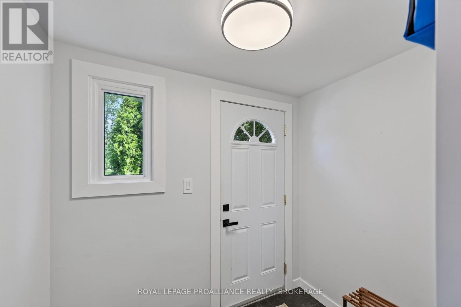 500 Brock Street, Kingston, Ontario K7L 1T7 - Photo 3 - X13682688