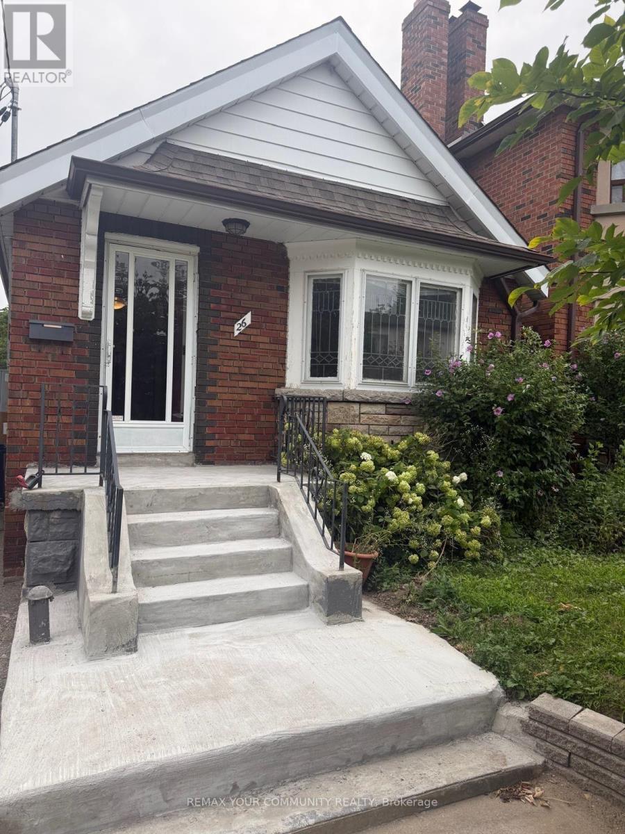 26 Elmsdale Road W, Toronto, Ontario  M4J 3M4 - Photo 1 - E13670110