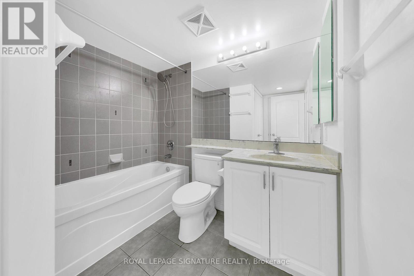 3005 - 70 Town Centre Court, Toronto, Ontario  M1P 0B2 - Photo 21 - E13682616