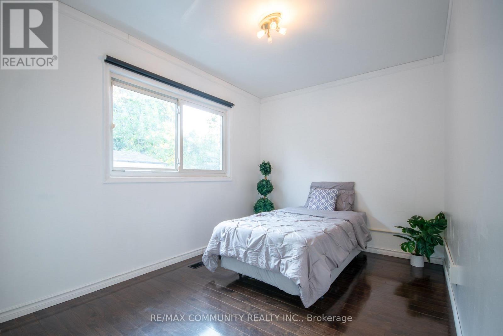 167 Simpson Road, Ajax, Ontario  L1S 2V7 - Photo 10 - E13682642