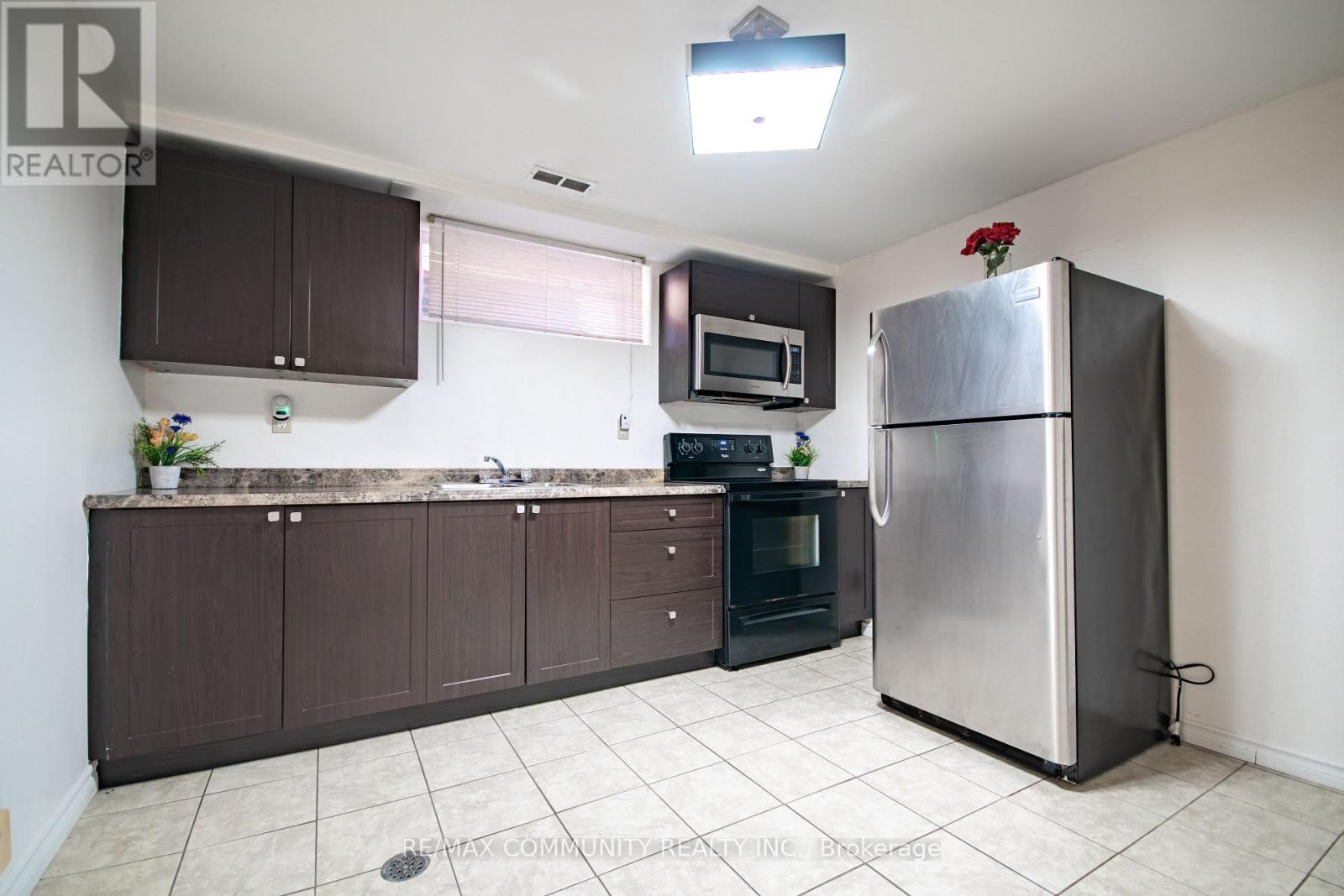 167 Simpson Road, Ajax, Ontario  L1S 2V7 - Photo 26 - E13682642