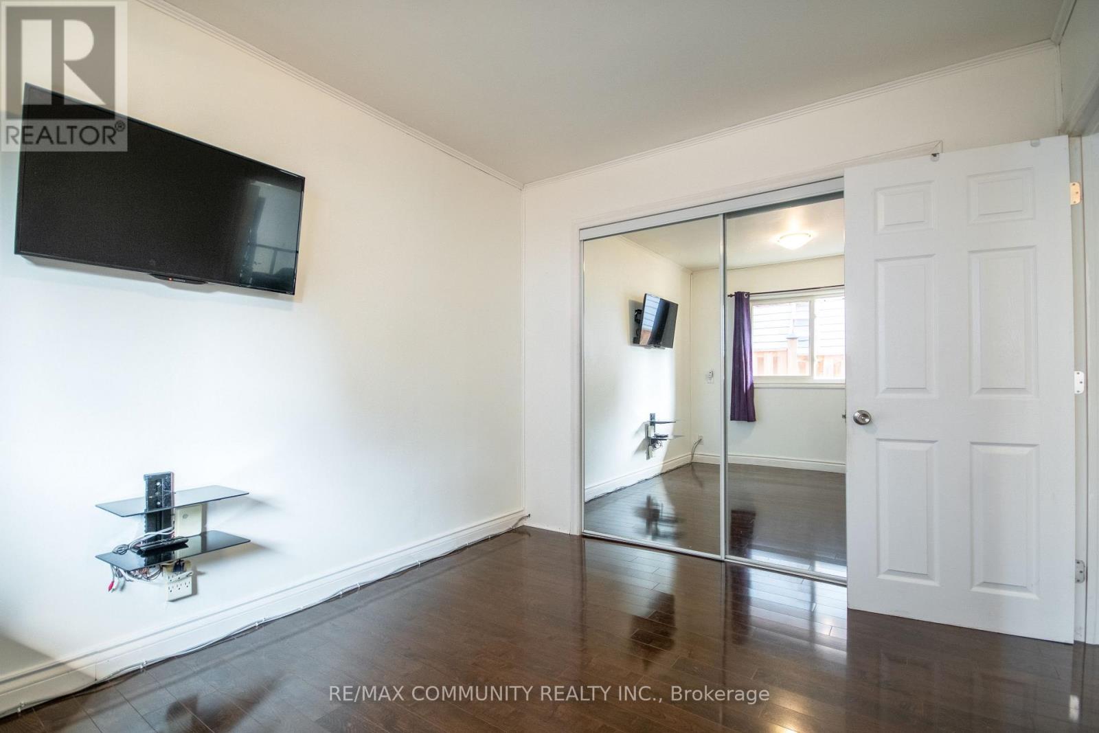 167 Simpson Road, Ajax, Ontario  L1S 2V7 - Photo 8 - E13682642