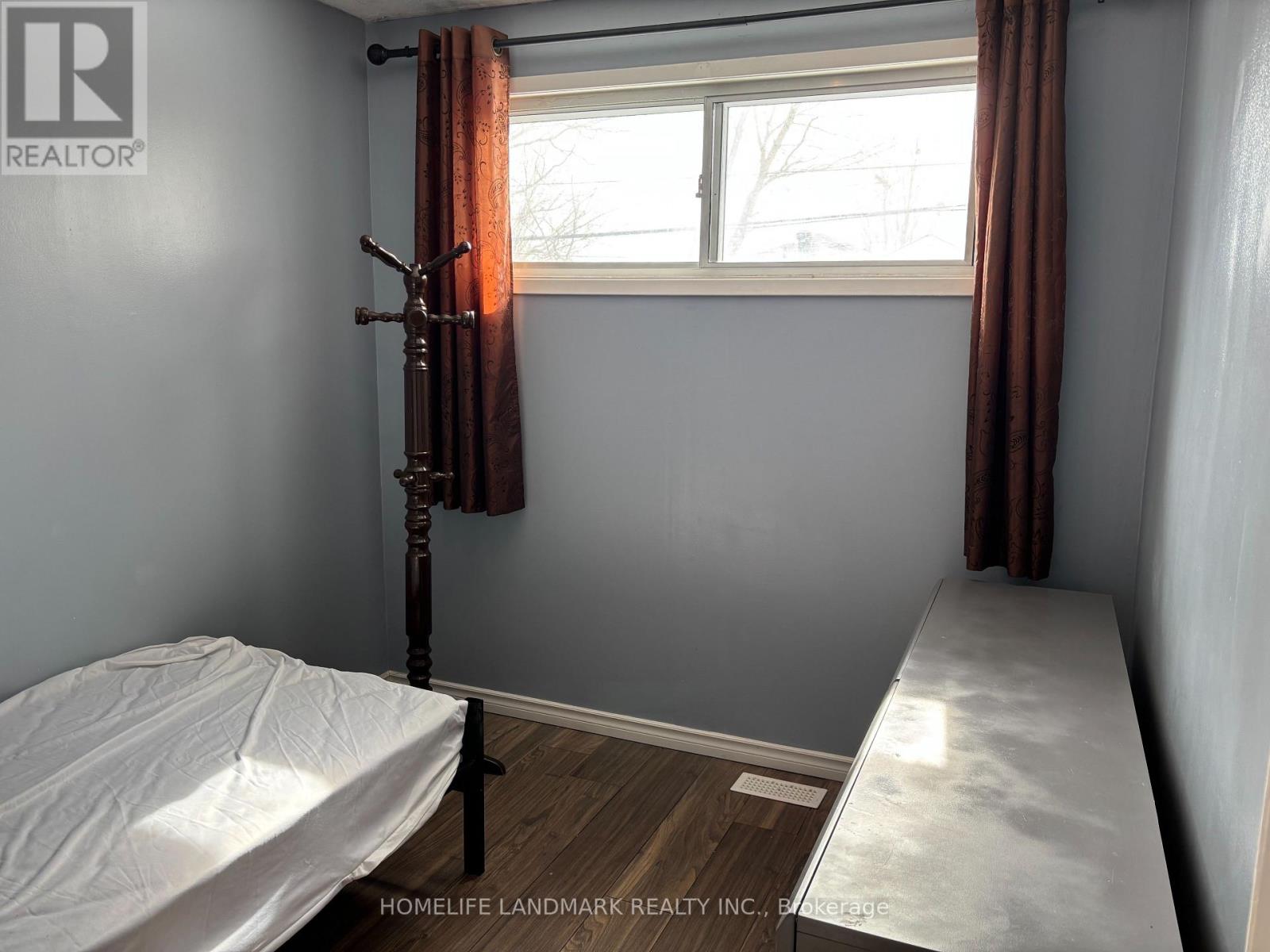 ( Main Floor ) - 145 Tulloch Drive, Ajax, Ontario  L1S 2S7 - Photo 12 - E13682698