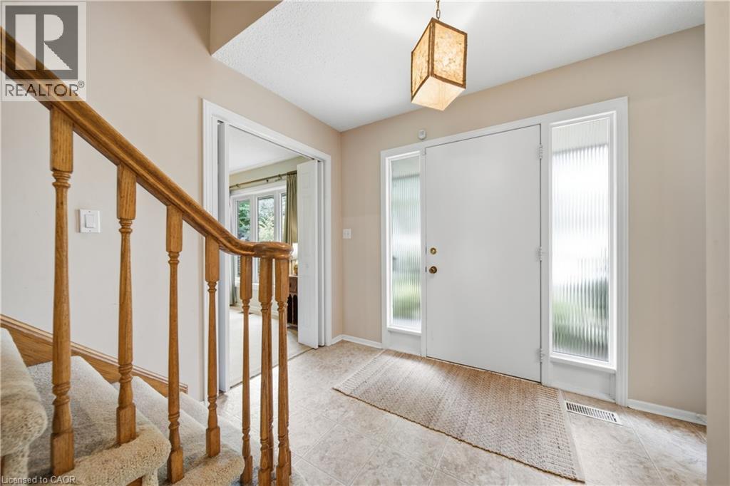 32 Waverley Drive, Guelph, Ontario  N1E 6C8 - Photo 5 - 40850622