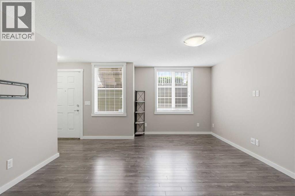 550 Mckenzie Towne Close SE, Calgary, Alberta  T2Z 1A8 - Photo 10 - A2329307