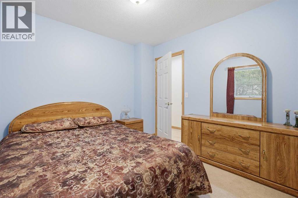 535 Cimarron Point, Okotoks, Alberta  T1S 1S6 - Photo 26 - A2337340
