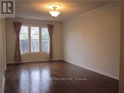 16 Thames Court, Richmond Hill, Ontario  L4B 1N4 - Photo 3 - N13682606
