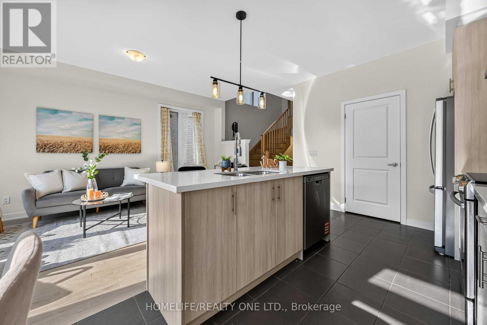 10 Harvey Bunker Crescent, Markham, Ontario  L6C 3M7 - Photo 17 - N13682652