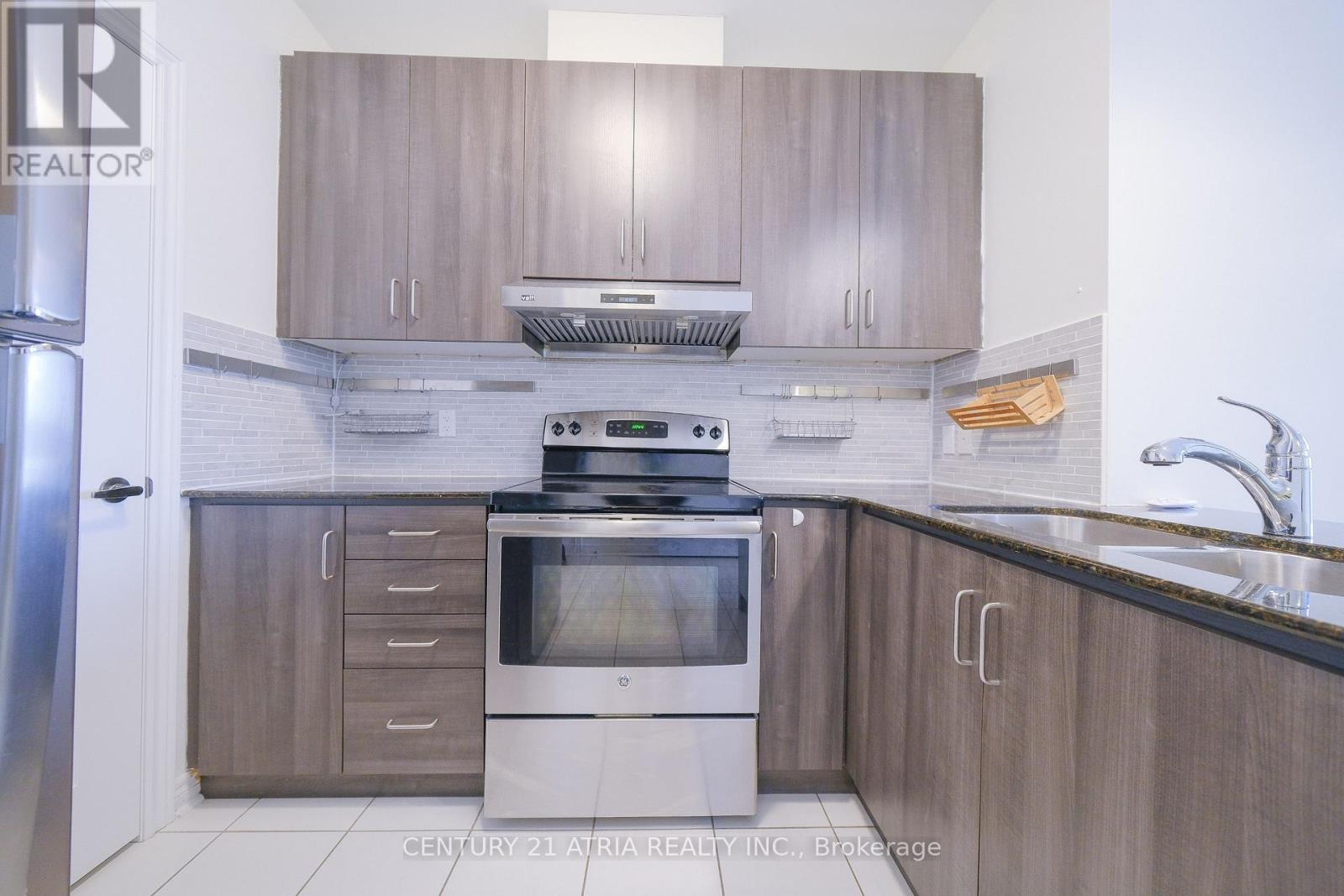 408 - 7768 Kennedy Road, Markham, Ontario  L3R 5K1 - Photo 5 - N13682704