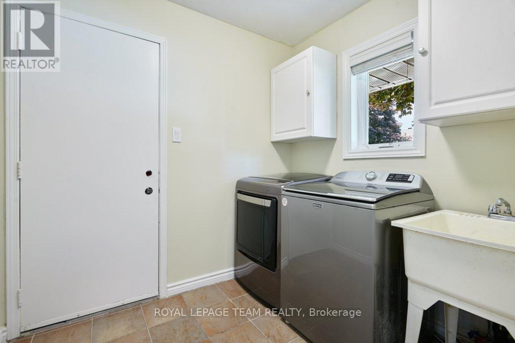 332 Liard Street, Ottawa, Ontario  K2S 1J8 - Photo 14 - X13682638