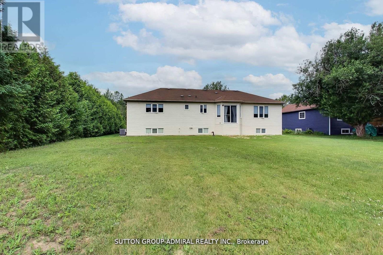 11 Club Court, Wasaga Beach, Ontario  L9Z 1J8 - Photo 28 - S13682604