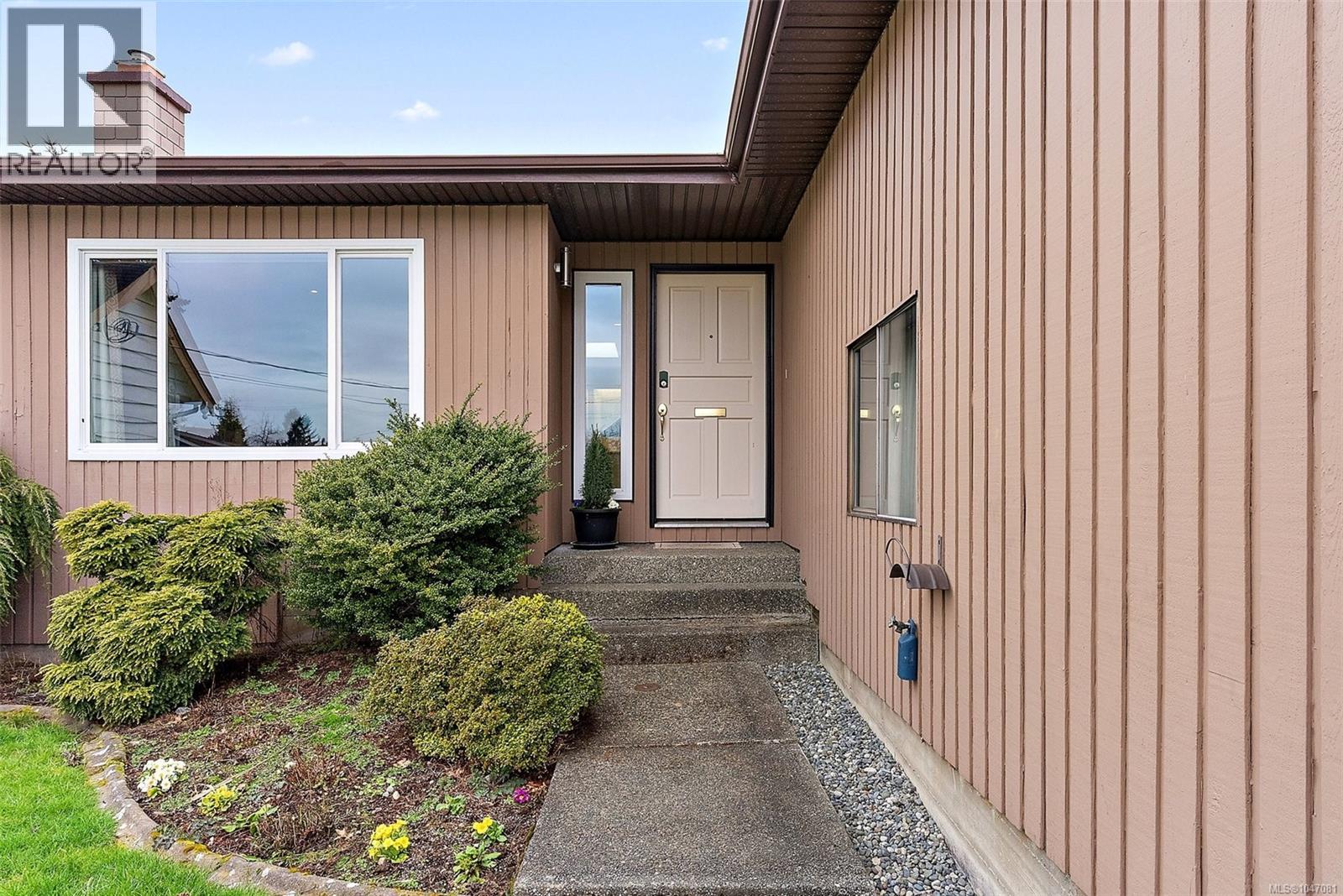10411 Finch Pl, Sidney, British Columbia  V8L 4P7 - Photo 18 - 1047081