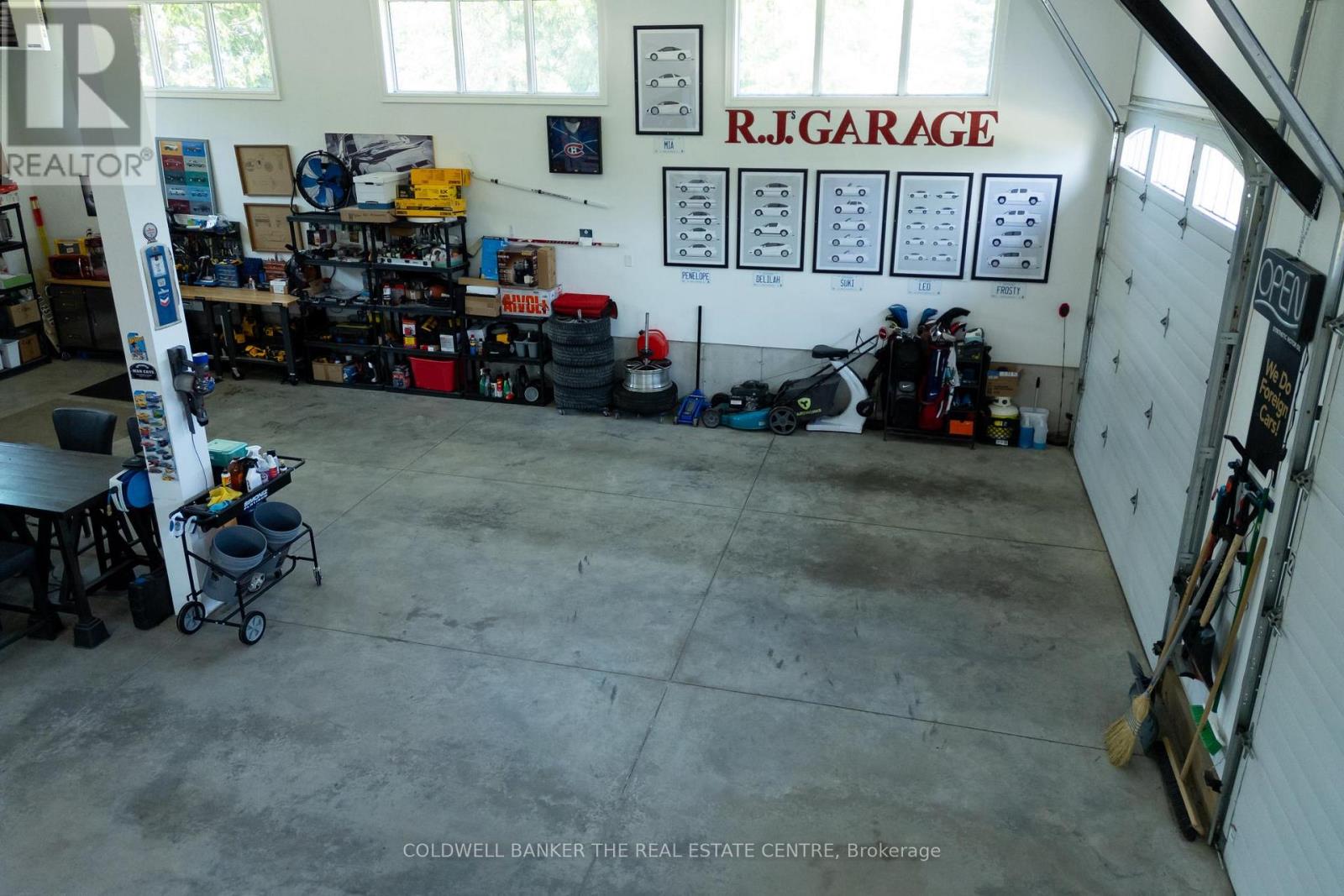 224 Lakeshore Road E, Oro-Medonte, Ontario  L0L 2E0 - Photo 37 - S13656792