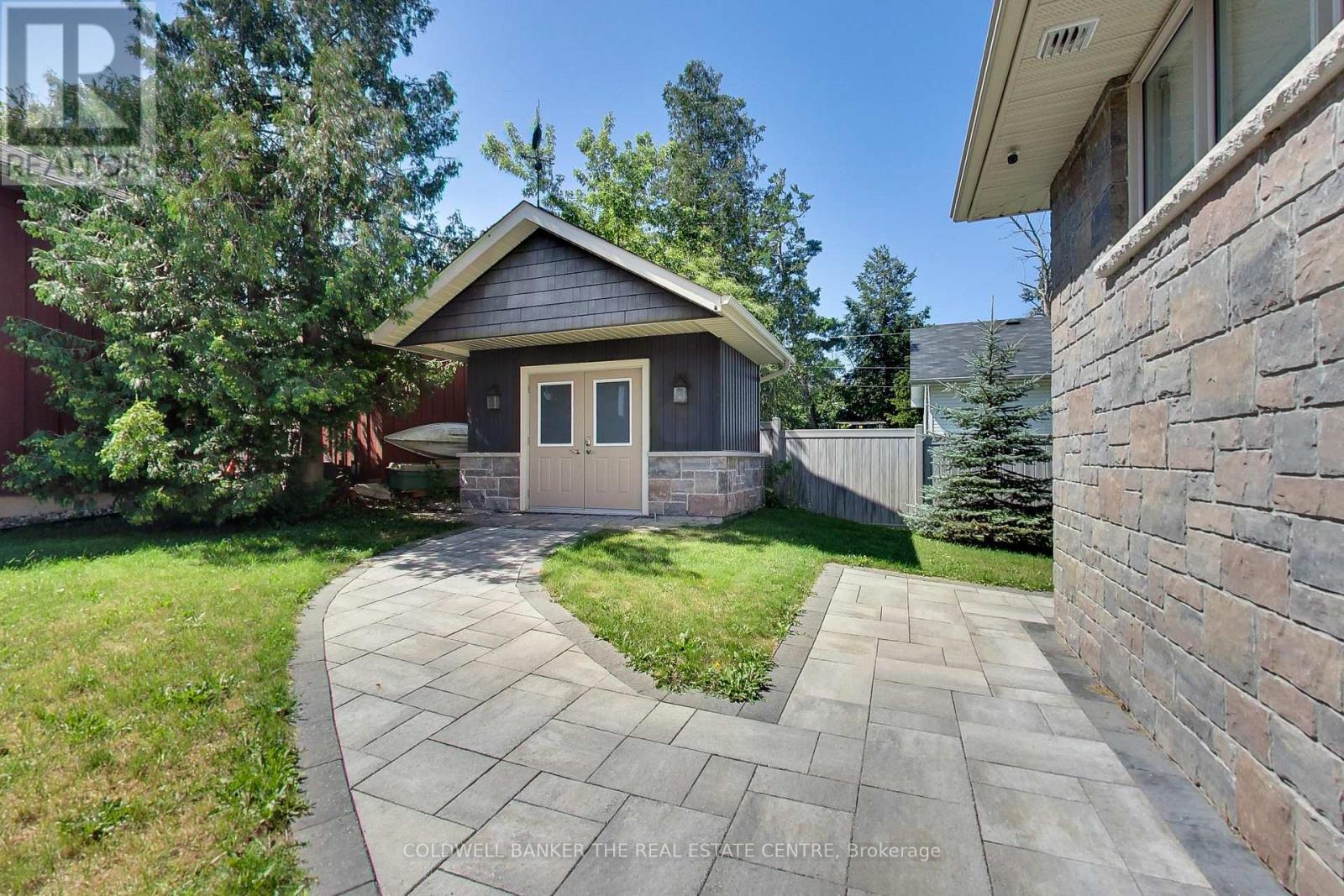 224 Lakeshore Road E, Oro-Medonte, Ontario  L0L 2E0 - Photo 43 - S13656792