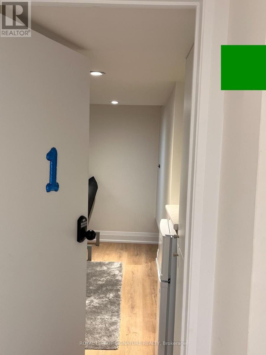 Main 1 - 64 Twenty Third Street, Toronto, Ontario M8V 3N1 - Photo 22 - W13682746