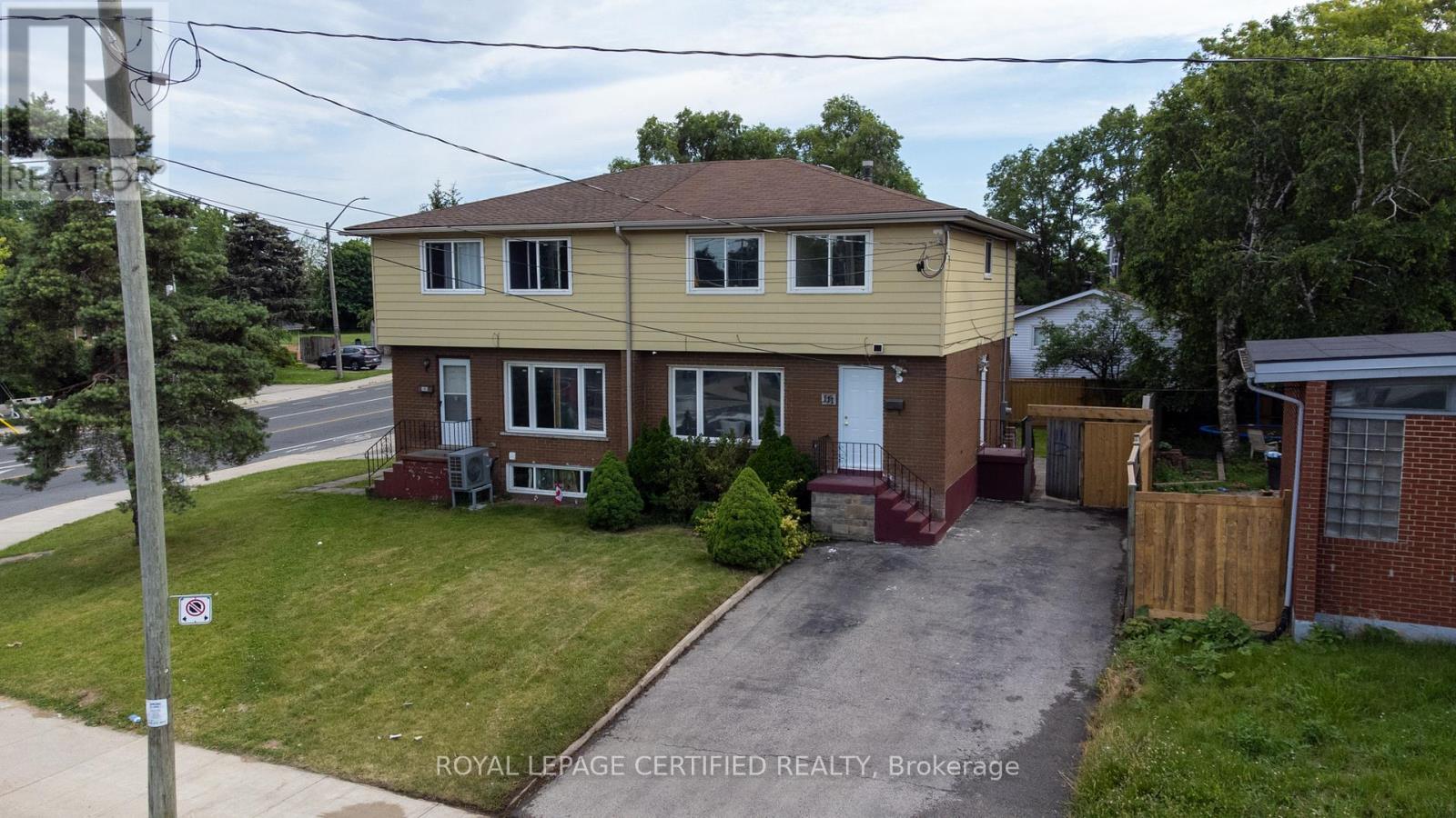 111 LIMERIDGE ROAD W, Hamilton, Ontario