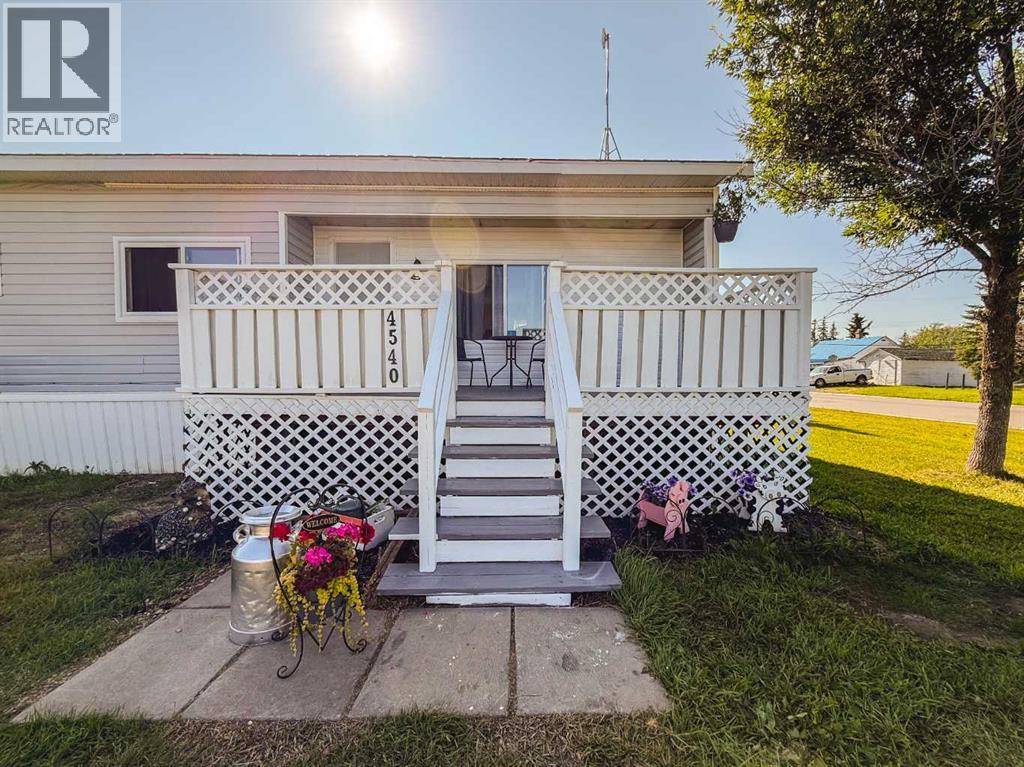 4540 48 Street, Rycroft, Alberta  T0H 3A0 - Photo 6 - A2330154
