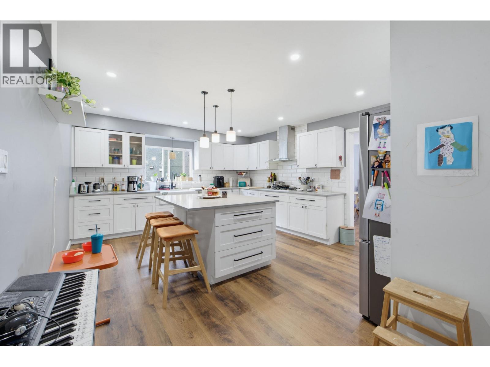 7041 Willingdon Avenue, Burnaby, British Columbia  V5J 3R4 - Photo 6 - R3155602