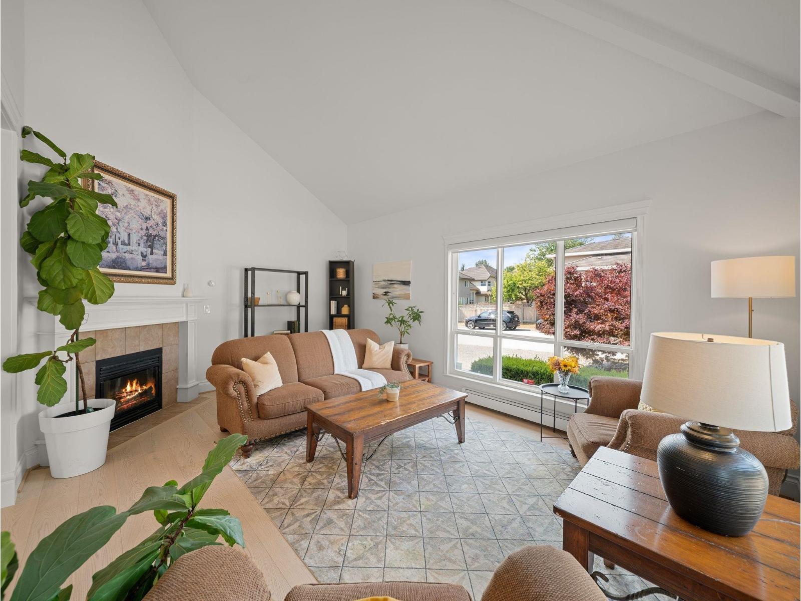 16152 110 Avenue, Surrey, British Columbia  V4N 1P4 - Photo 2 - R3154588