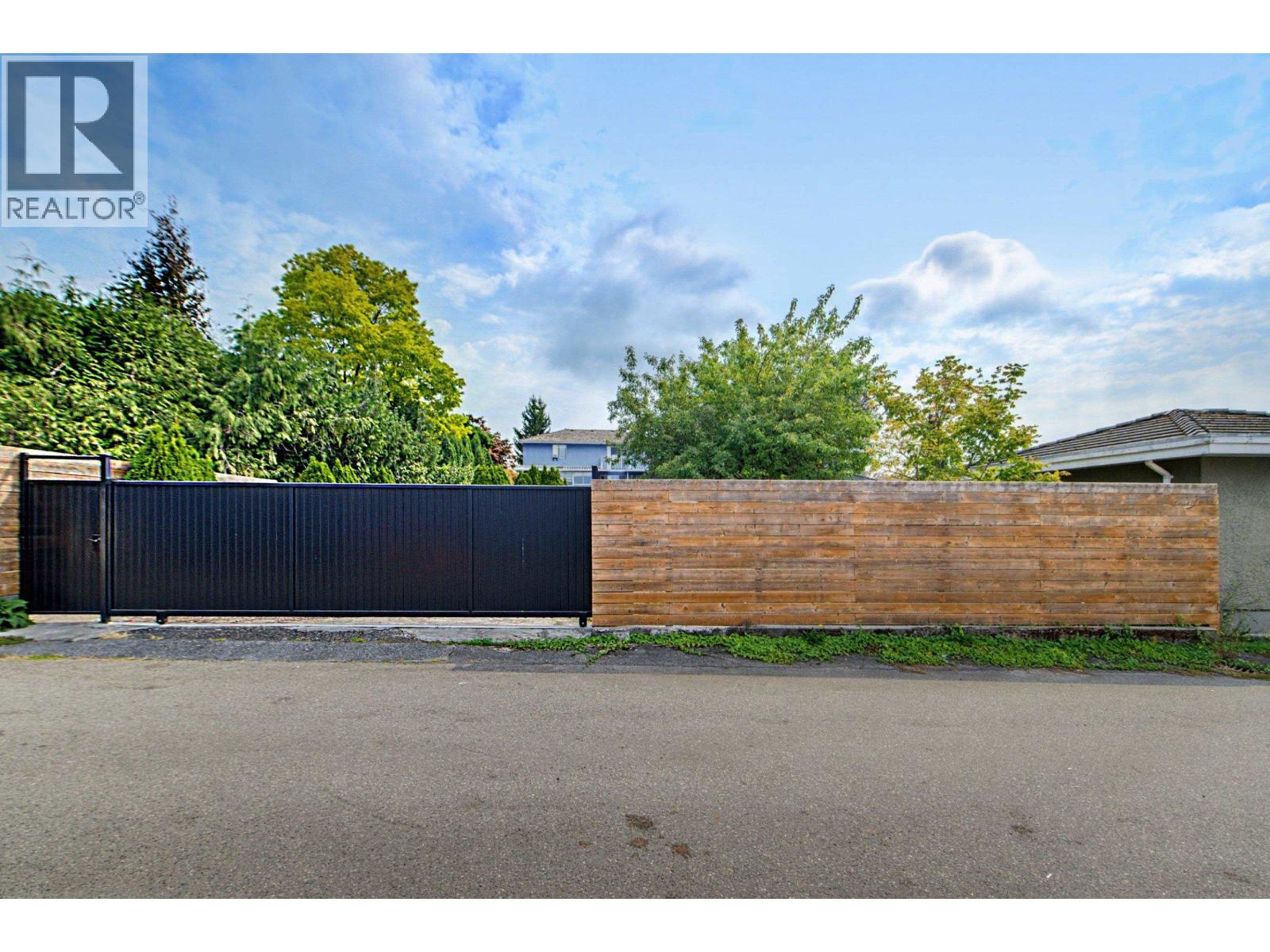 7041 Willingdon Avenue, Burnaby, British Columbia  V5J 3R4 - Photo 38 - R3155602