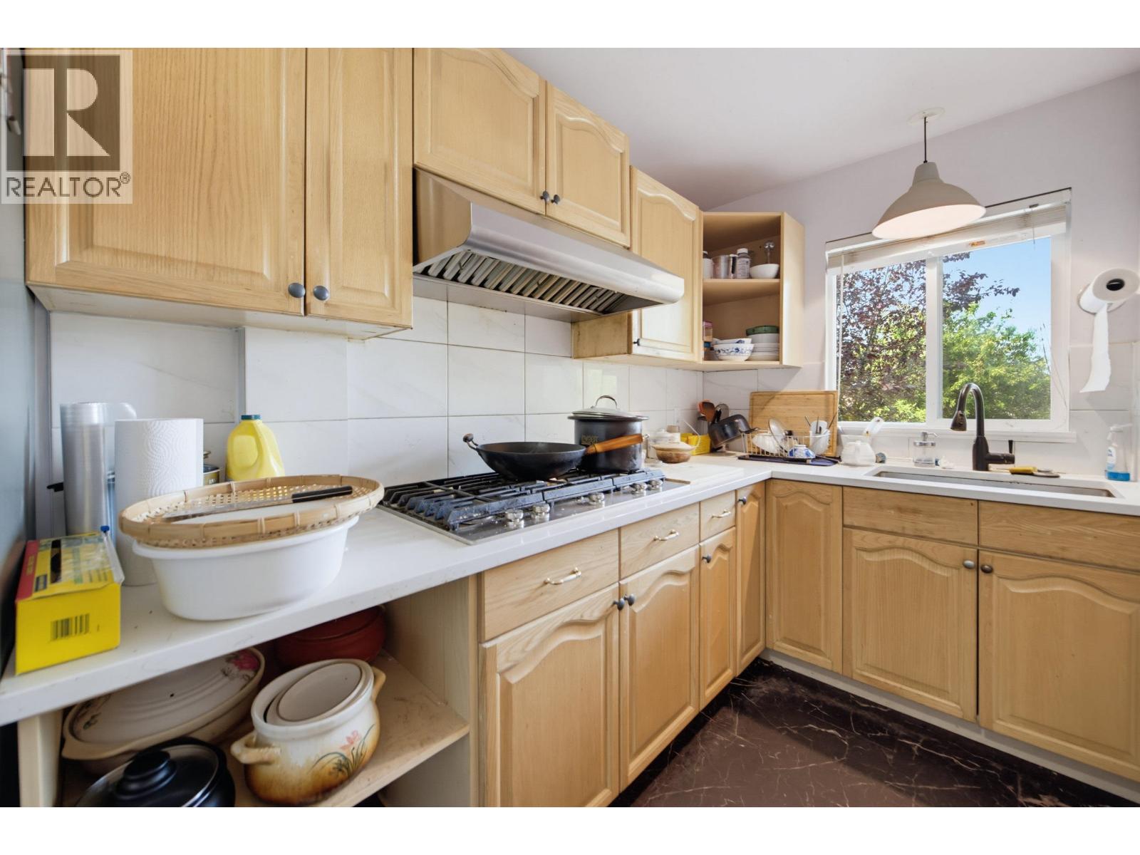 7041 Willingdon Avenue, Burnaby, British Columbia  V5J 3R4 - Photo 12 - R3155602