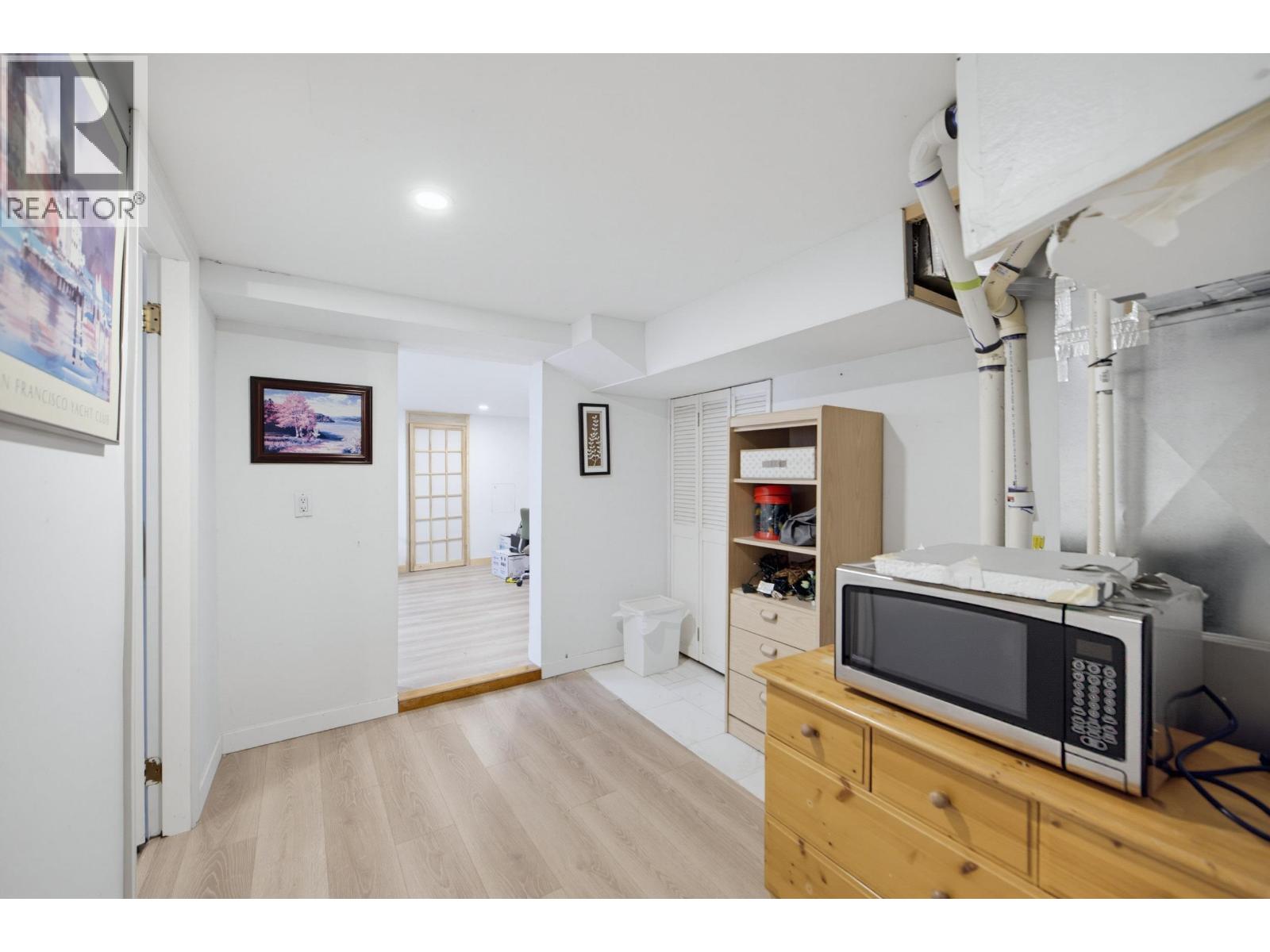 7041 Willingdon Avenue, Burnaby, British Columbia  V5J 3R4 - Photo 30 - R3155602