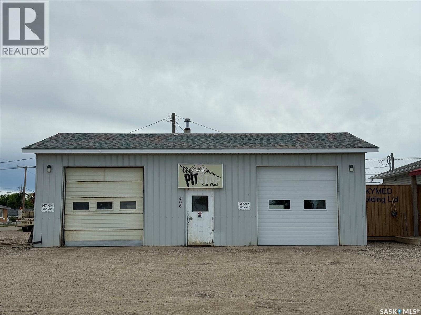 406 - 410 Railway Avenue, Eston, Saskatchewan  S0L 1A0 - Photo 10 - SK045157