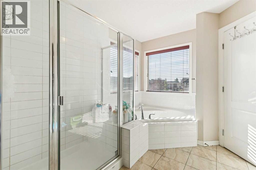 92 Cougar Ridge Close Sw, Calgary, Alberta  T3H 0V4 - Photo 25 - A2334290