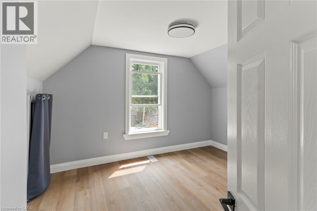 35 East 27th Street, Hamilton, Ontario L8V 3E8 - Photo 20 - 40851578
