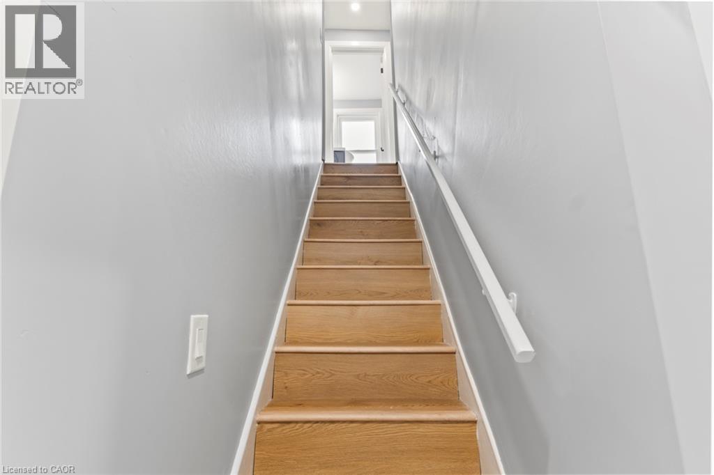 35 East 27th Street, Hamilton, Ontario L8V 3E8 - Photo 18 - 40851578