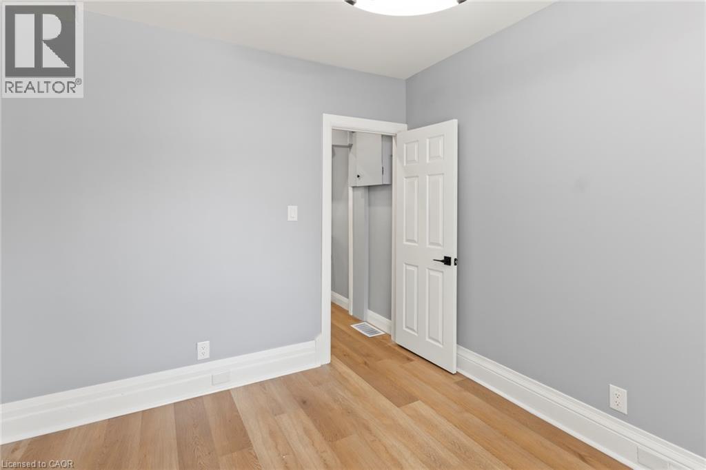 35 East 27th Street, Hamilton, Ontario L8V 3E8 - Photo 21 - 40851578