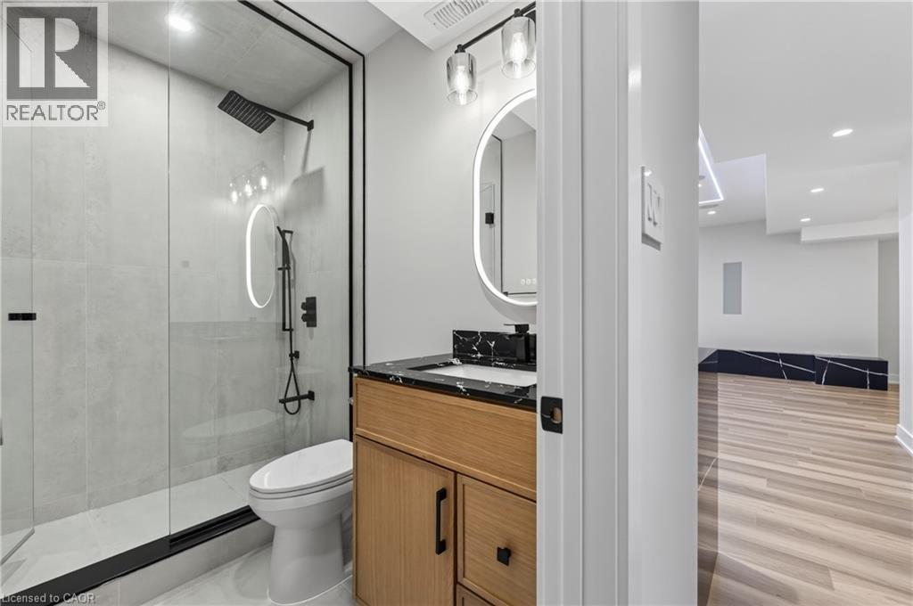 197 Polly Drive, Oakville, Ontario  L6M 5K2 - Photo 38 - 40853392