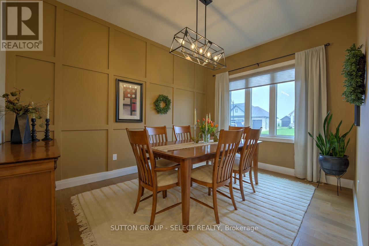 276 Hazelton Lane, South Huron, Ontario  N0M 1S3 - Photo 13 - X13135446