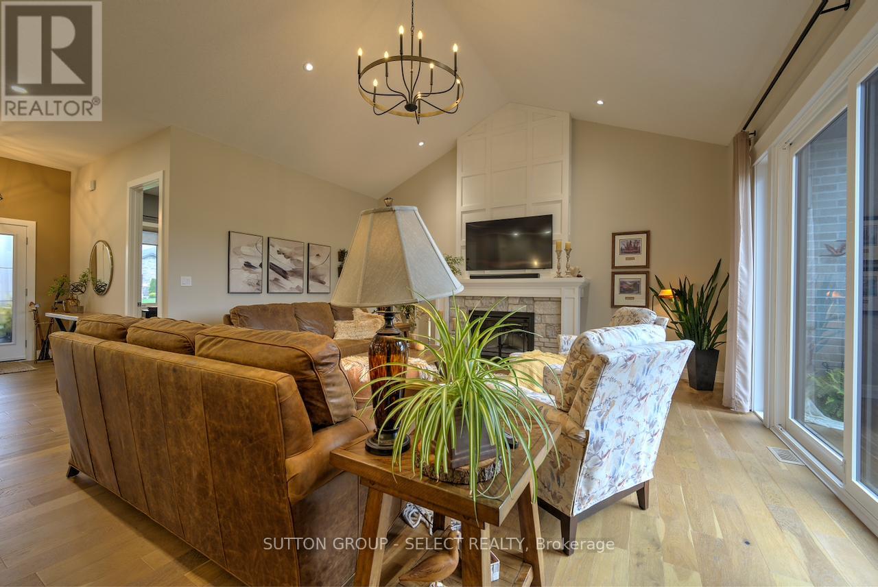 276 Hazelton Lane, South Huron, Ontario  N0M 1S3 - Photo 20 - X13135446