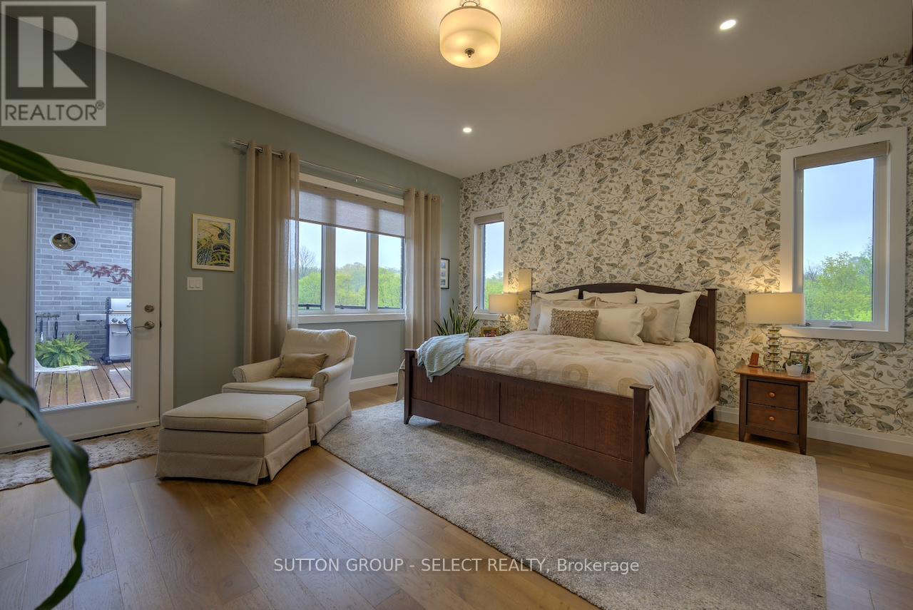 276 Hazelton Lane, South Huron, Ontario  N0M 1S3 - Photo 28 - X13135446
