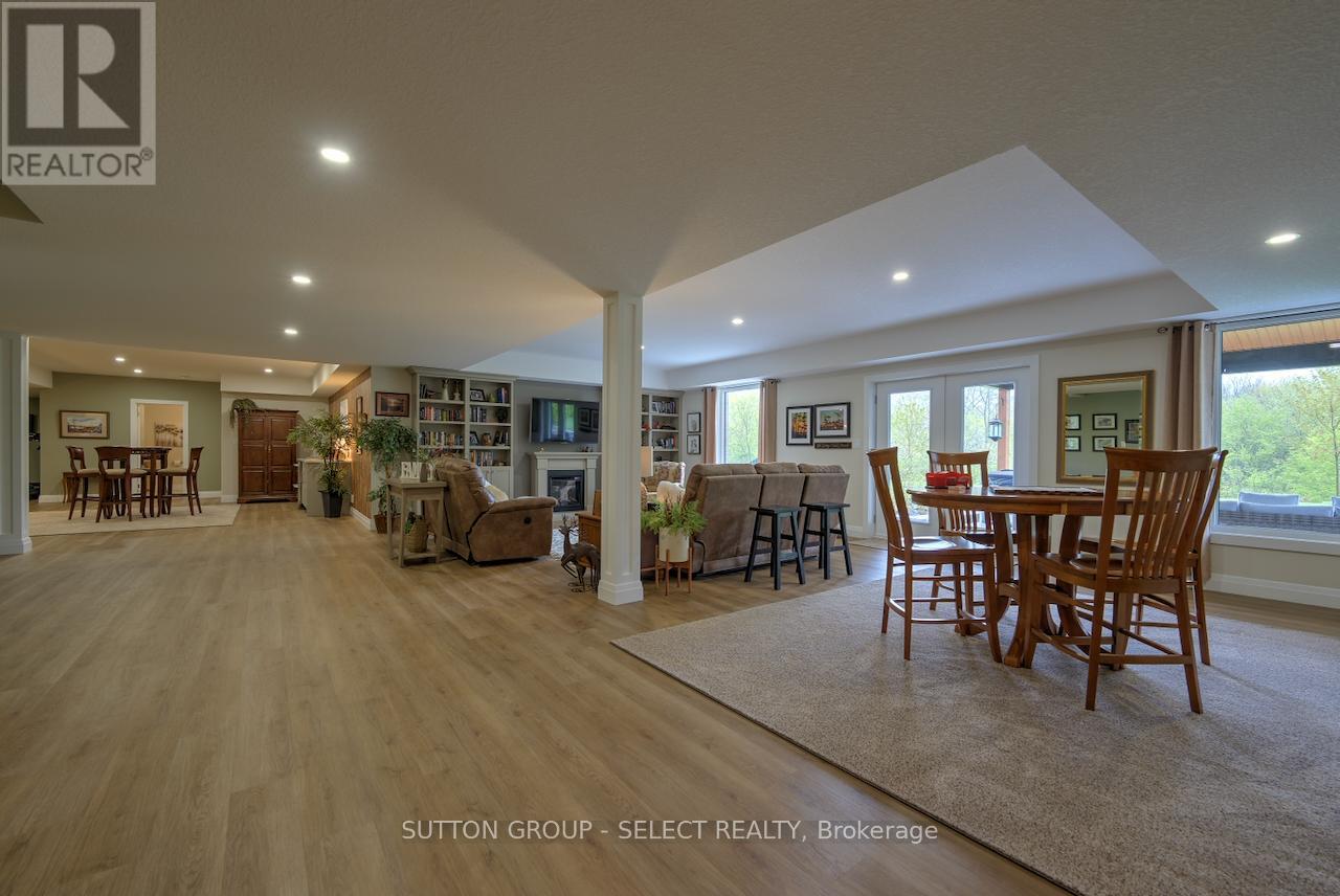 276 Hazelton Lane, South Huron, Ontario  N0M 1S3 - Photo 37 - X13135446