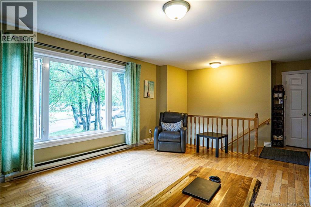 770 Glengarry Place, Fredericton, New Brunswick  E3B 5Z9 - Photo 4 - NB146126