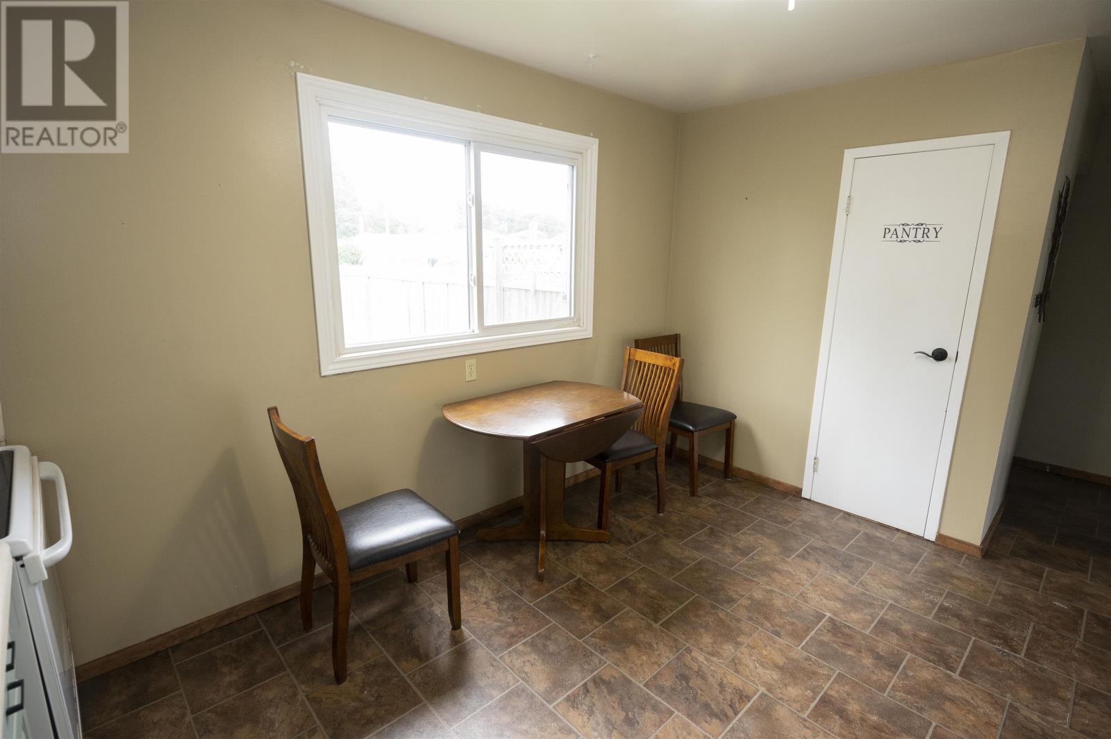 537 Churchill Drive West, Thunder Bay, Ontario  P7C 5C4 - Photo 9 - TB2602383