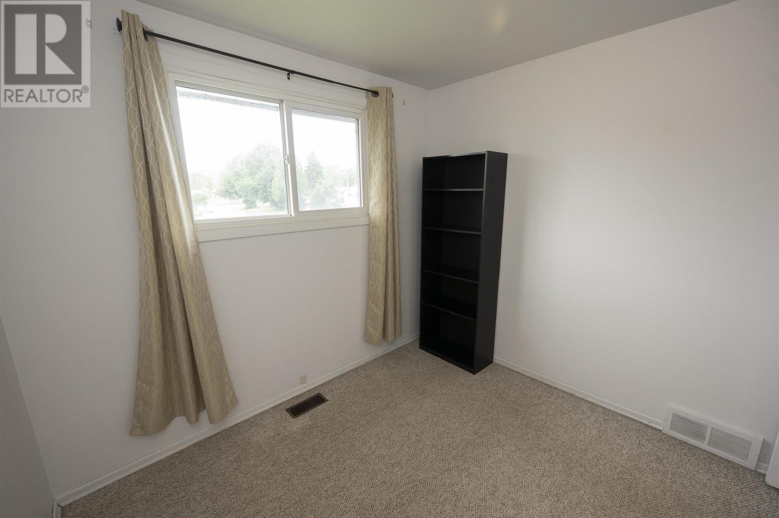 537 Churchill Drive West, Thunder Bay, Ontario  P7C 5C4 - Photo 19 - TB2602383