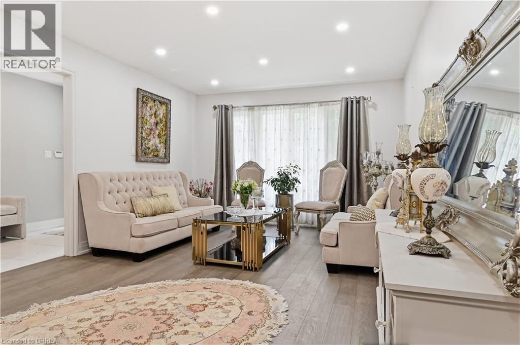 512 Hawthorne Crescent, Milton, Ontario L9T 4N8 - Photo 4 - 40855922