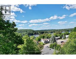 155 MAIN STREET W, huntsville, Ontario