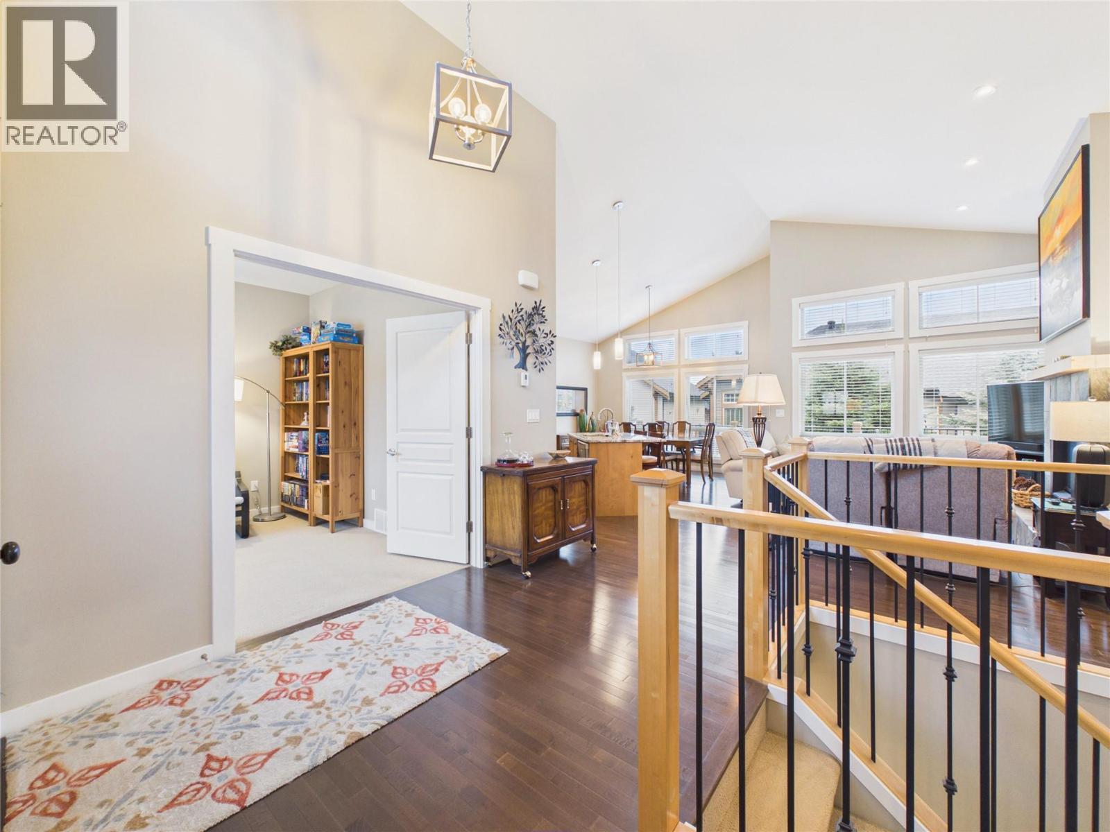 240 Boulder Creek, Cranbrook, British Columbia V1C 0B4 - Photo 13 - 10397853
