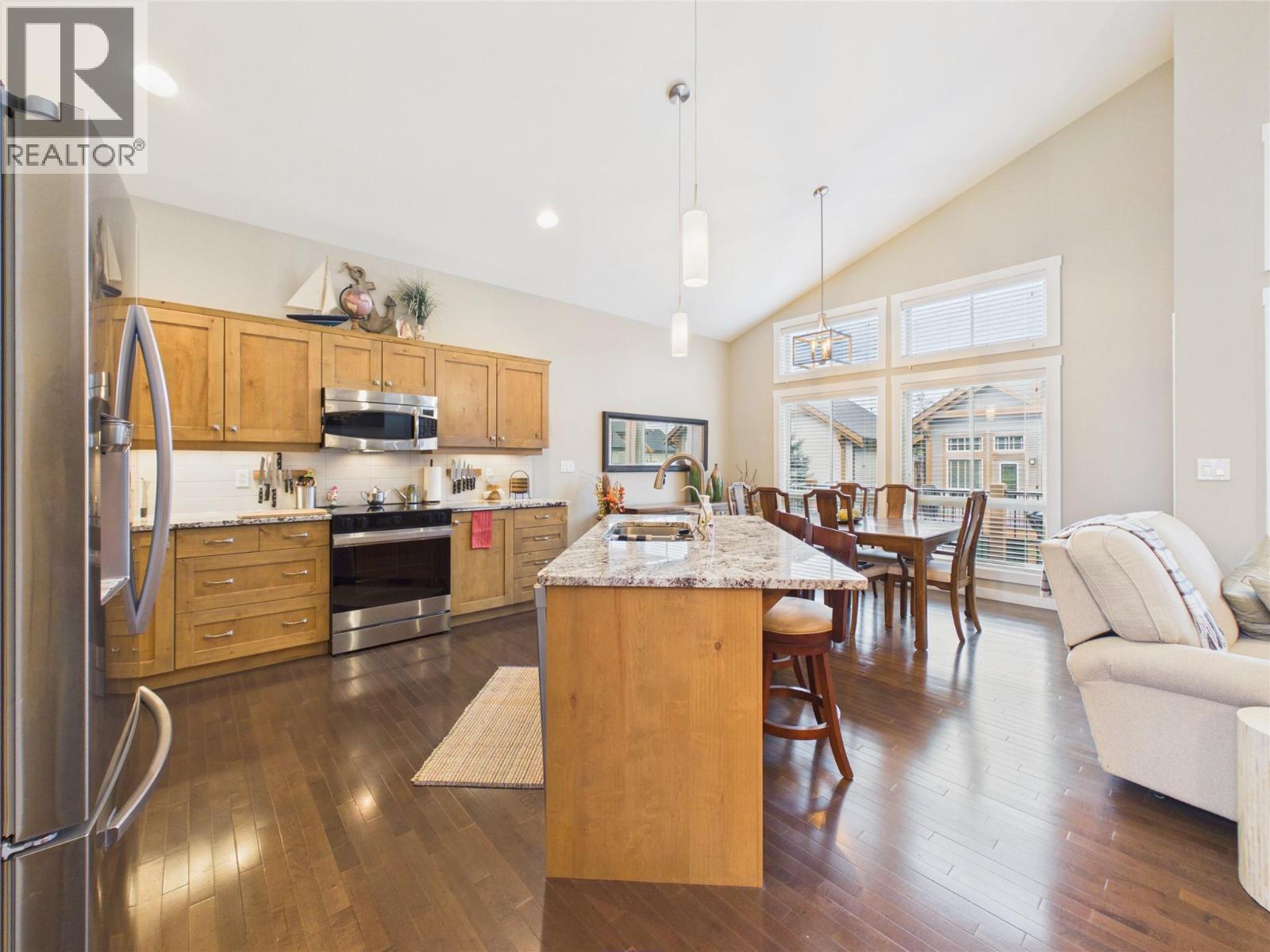 240 Boulder Creek, Cranbrook, British Columbia V1C 0B4 - Photo 17 - 10397853