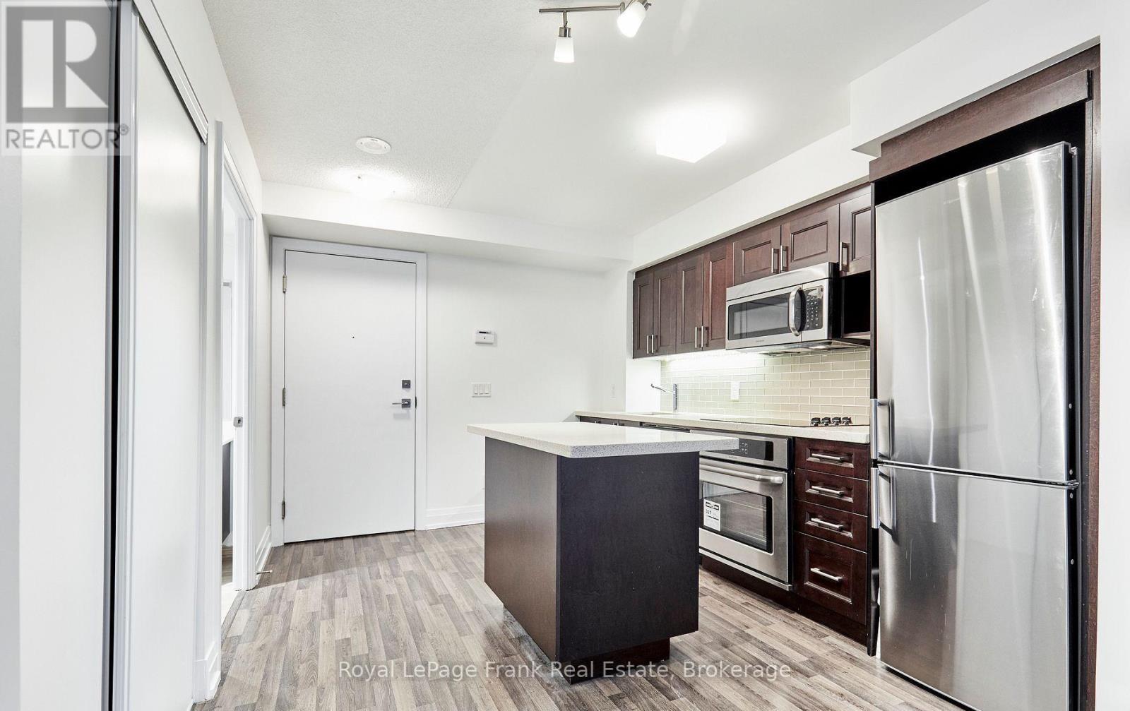 E402 - 555 Wilson Avenue, Toronto, Ontario  M3H 5Y6 - Photo 3 - C13682858