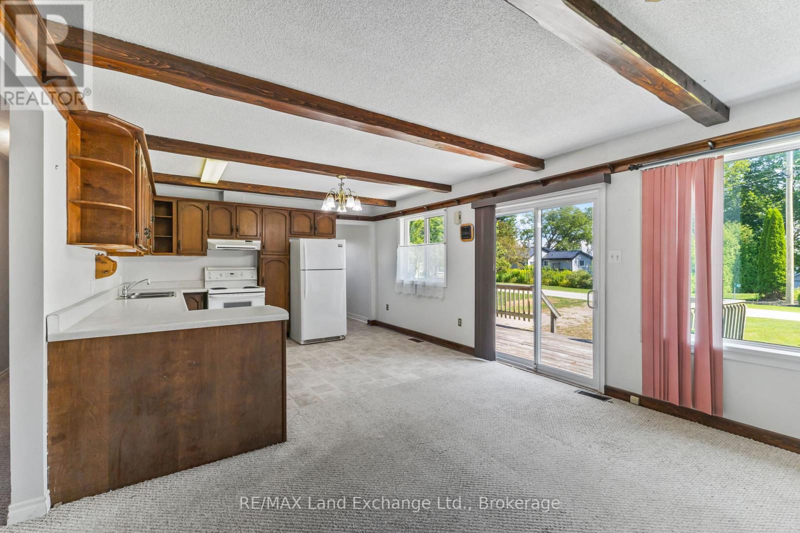 46 Lilac Lane, South Bruce Peninsula, Ontario  N0H 1A0 - Photo 12 - X13682804