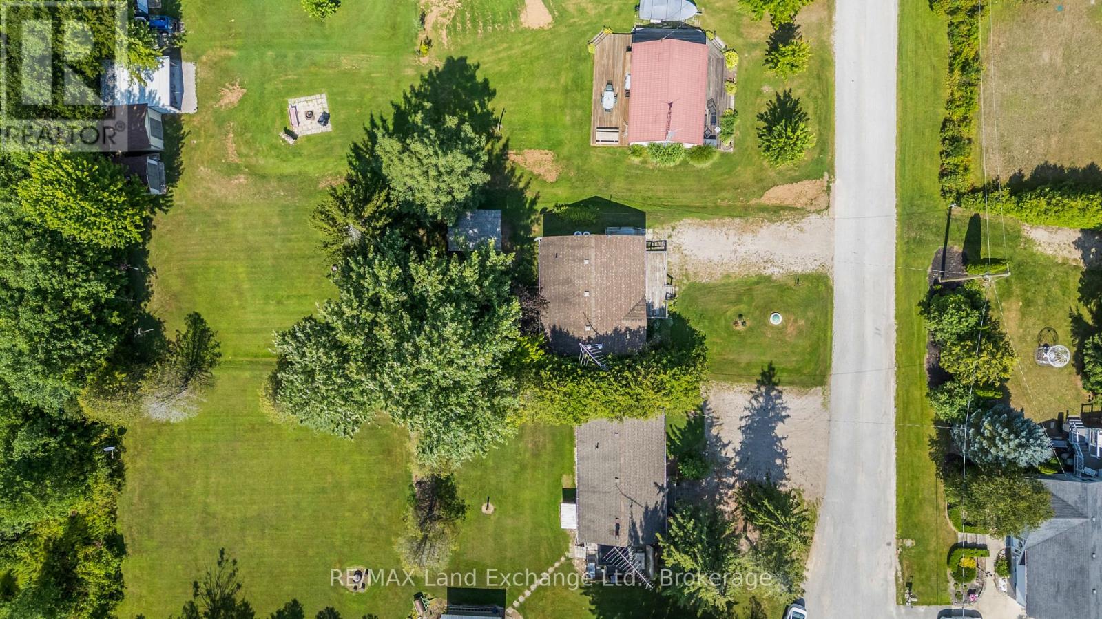 46 Lilac Lane, South Bruce Peninsula, Ontario  N0H 1A0 - Photo 4 - X13682804