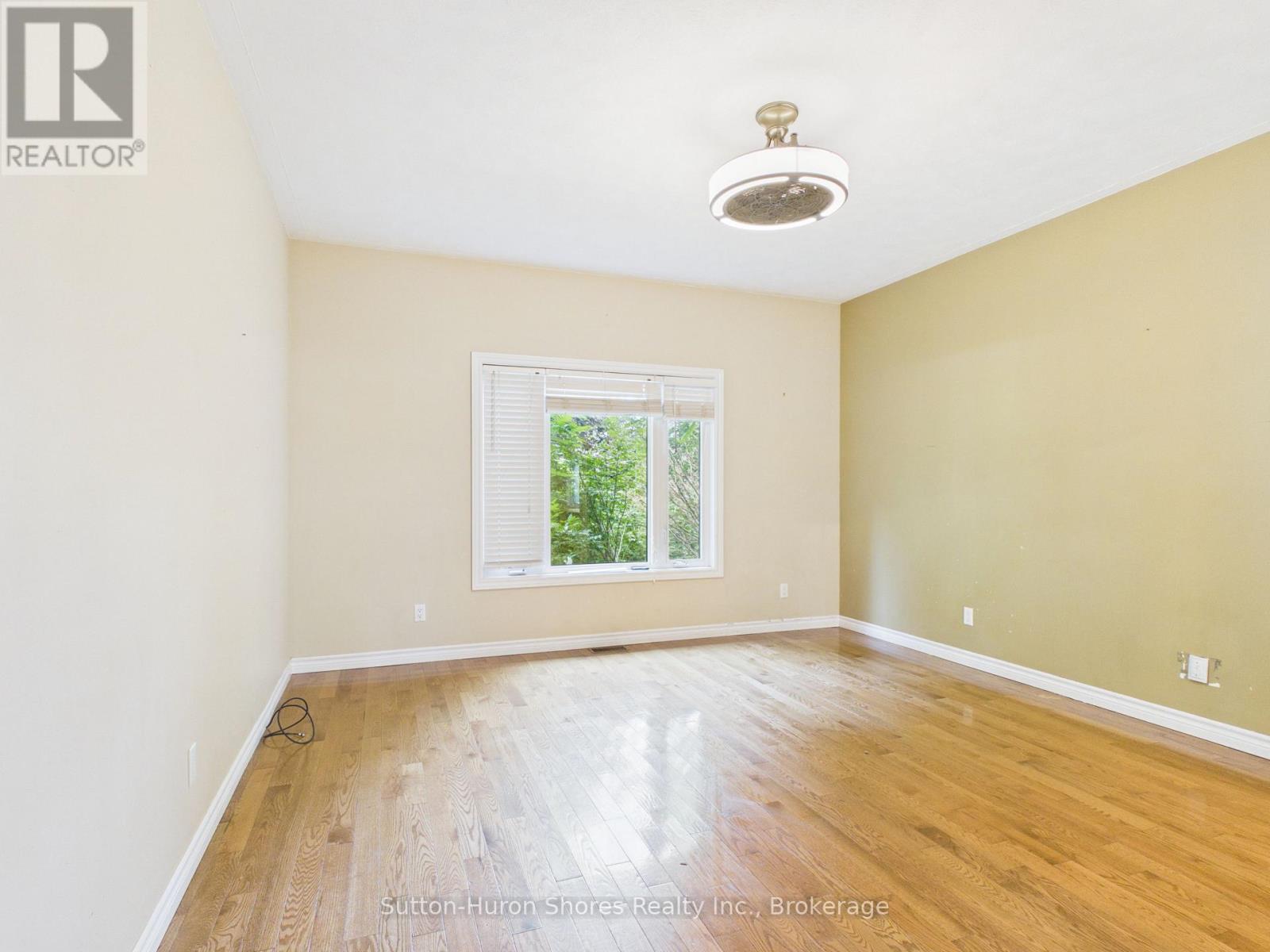 490 Bluewater Drive, Saugeen Shores, Ontario  N0H 2C1 - Photo 11 - X13683060