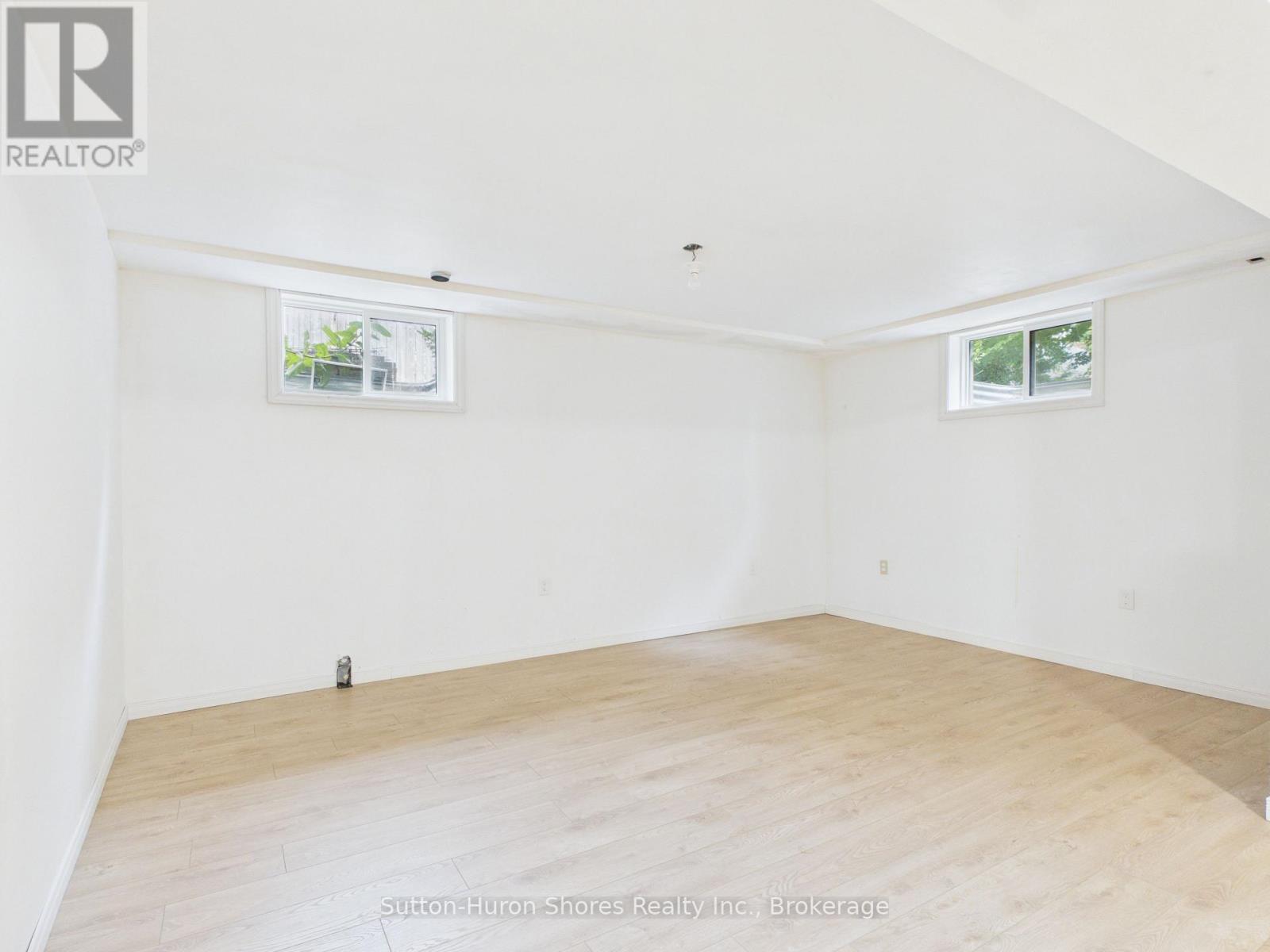 490 Bluewater Drive, Saugeen Shores, Ontario  N0H 2C1 - Photo 19 - X13683060
