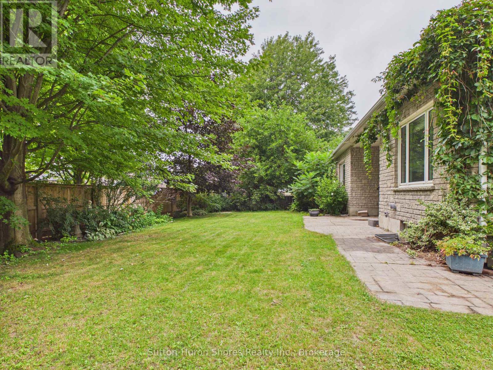 490 Bluewater Drive, Saugeen Shores, Ontario  N0H 2C1 - Photo 27 - X13683060
